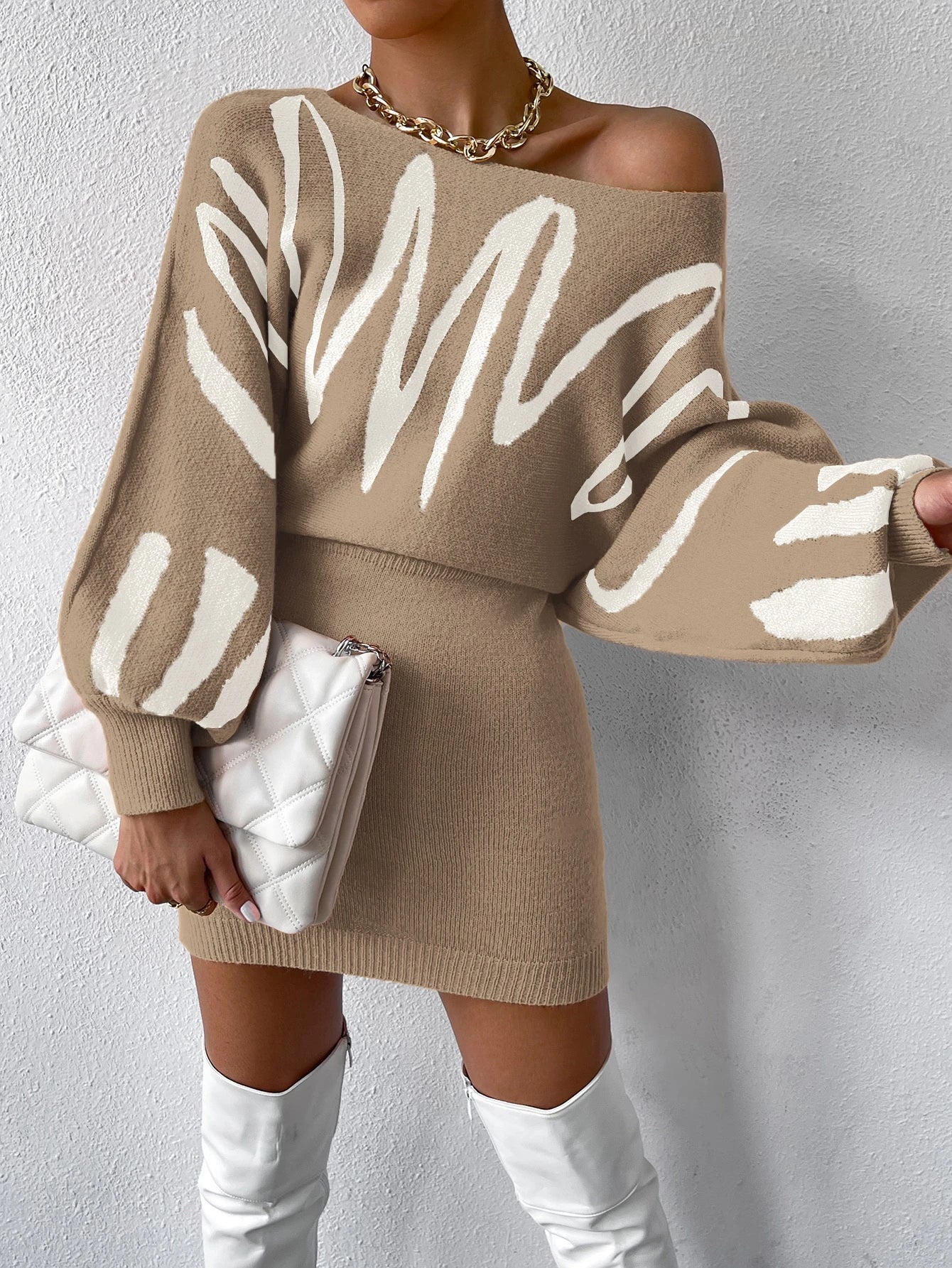 Chiquease Graphic Pattern Batwing Sleeve Sweater Dress