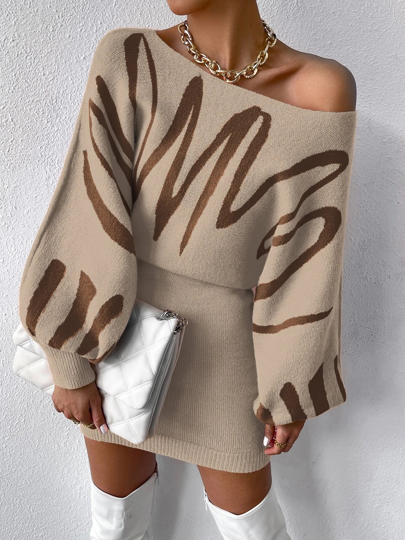 Chiquease Graphic Pattern Batwing Sleeve Sweater Dress